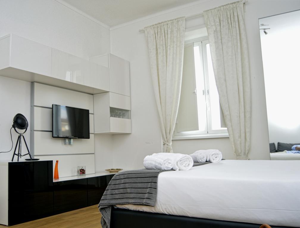 Blue Star Luxury Apartment San Giovanni - Colosseo Рим Екстериор снимка